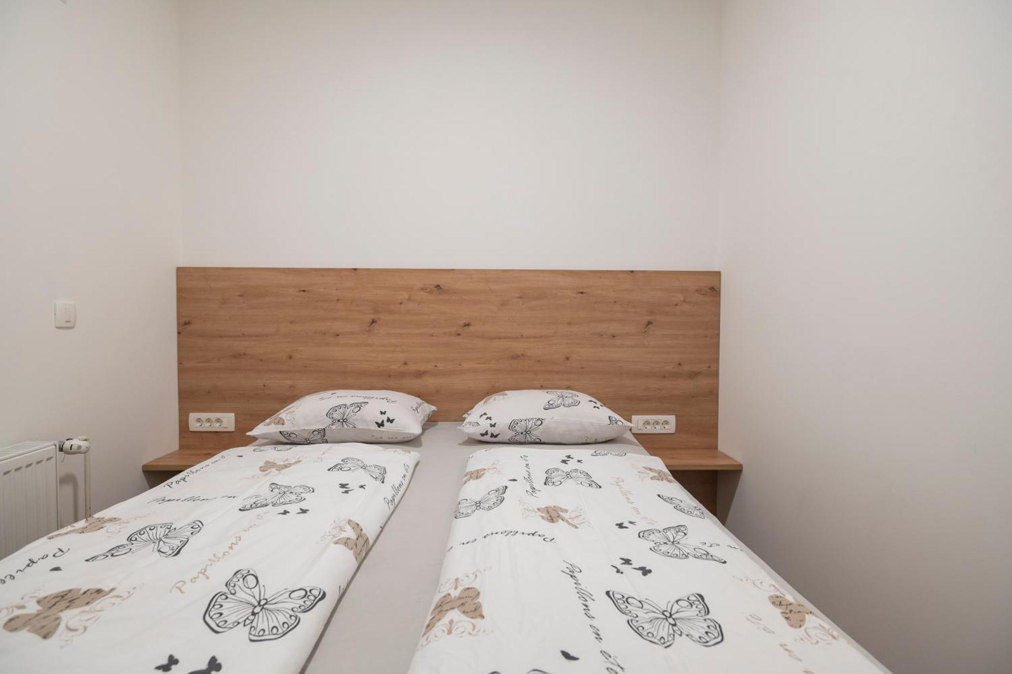 Nika & Erik Apartment ครานสกา โกรา ภายนอก รูปภาพ